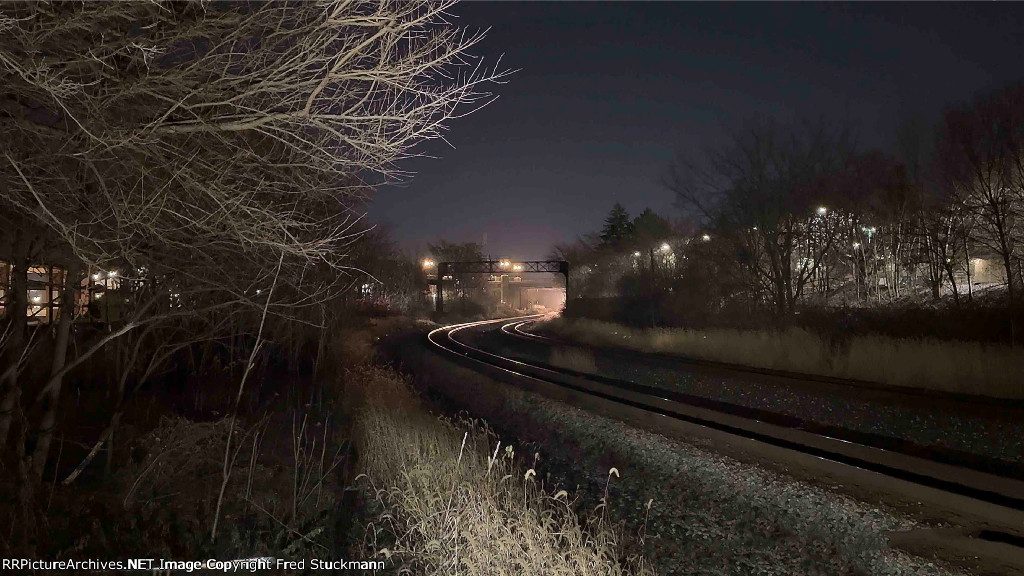 The old signal bridge almost looks like it has 2 position lights on it.